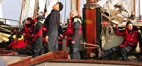 Schiff 990015 � Klipper Harlingen � Isis